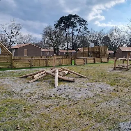 La Aux Papillons Bord Du De Peyre 7 Pp Piscine Chauffee *